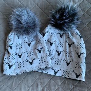 Matching Toques! Set of 2 ❄️ Adult & Kid hat set